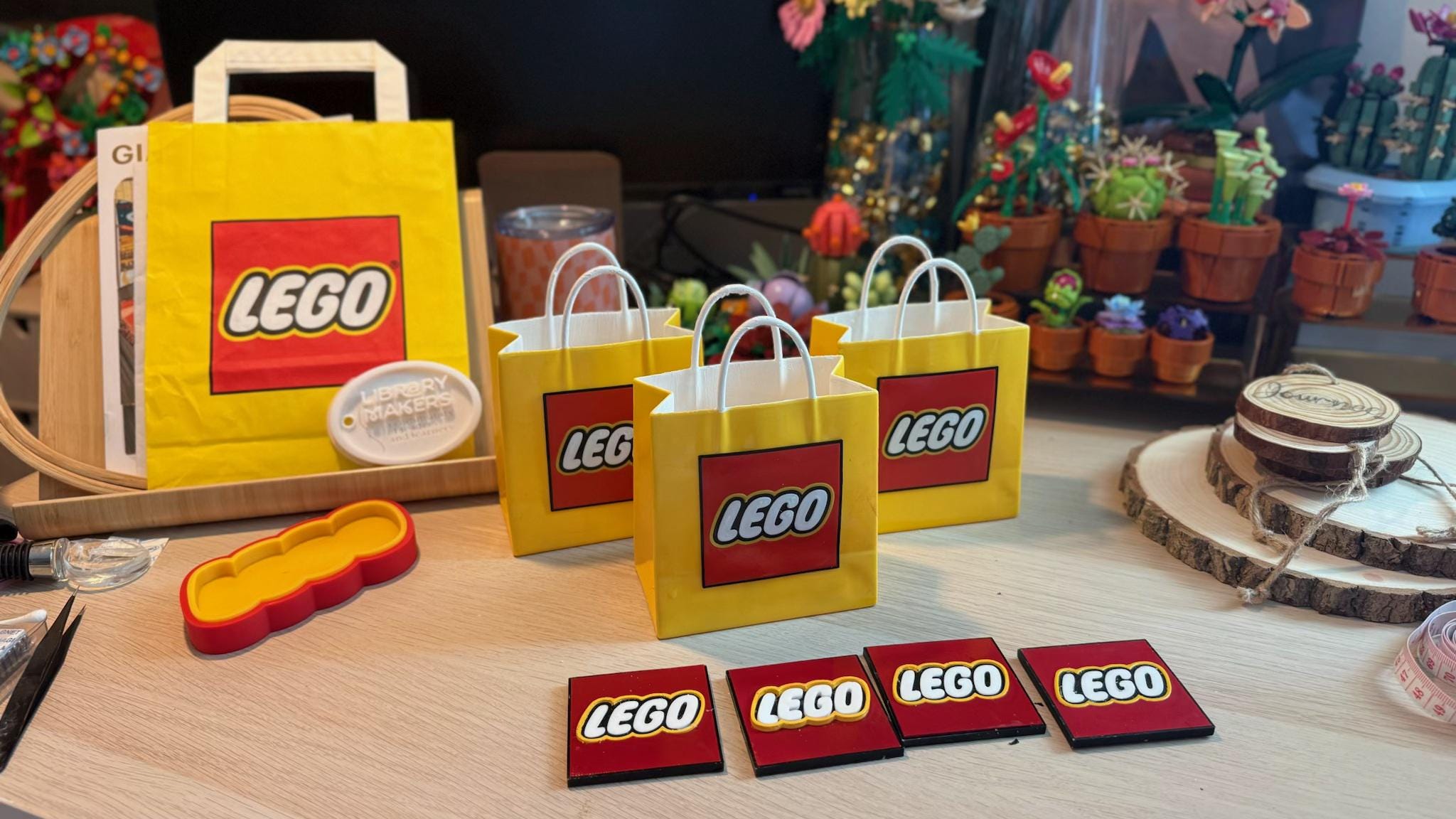 Lego-Inspired 3D Printed Store Bag – Custom Storage Box, Desk Organizer, and Gift Container